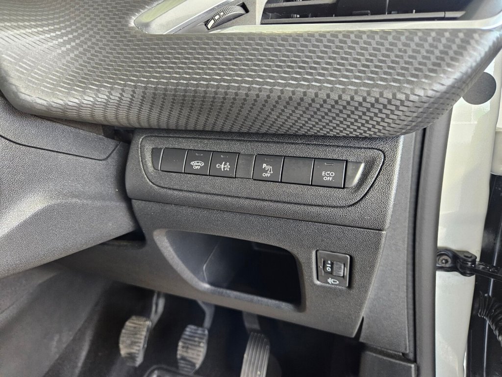 Used Peugeot 2008 2018 for sale - 76841320: Photo 25