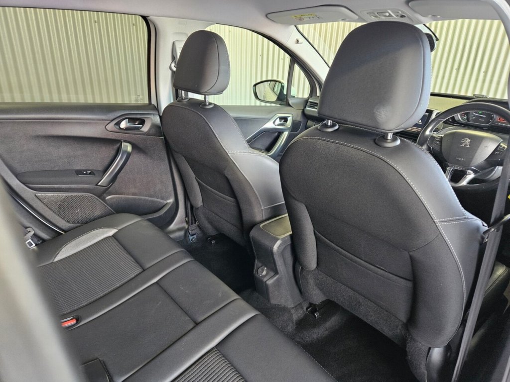 Used Peugeot 2008 2018 for sale - 76841320: Photo 30