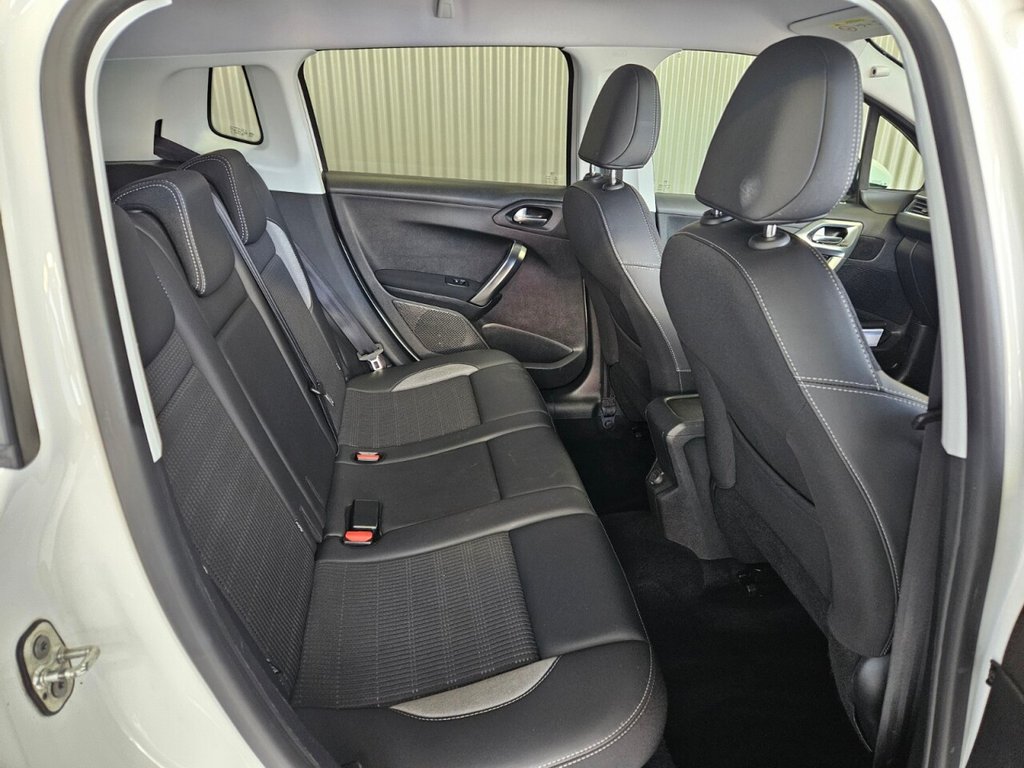 Used Peugeot 2008 2018 for sale - 76841320: Photo 31