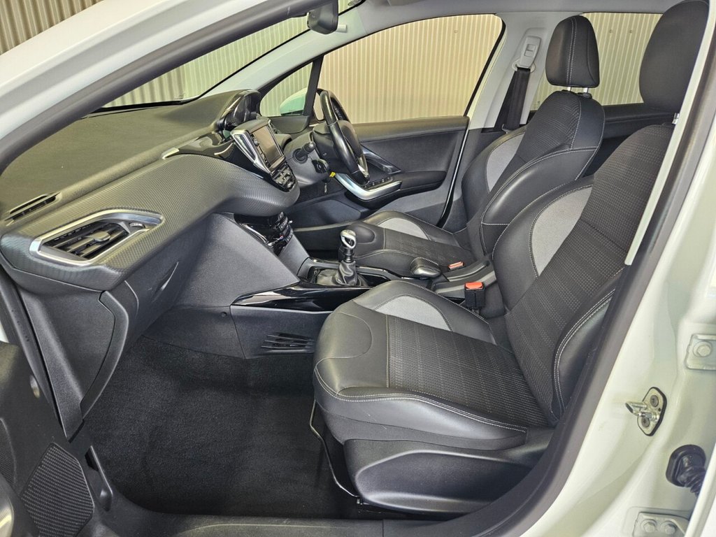 Used Peugeot 2008 2018 for sale - 76841320: Photo 35