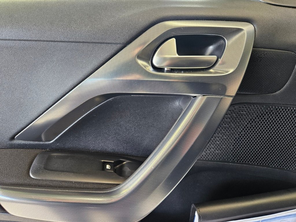 Used Peugeot 2008 2018 for sale - 76841320: Photo 37