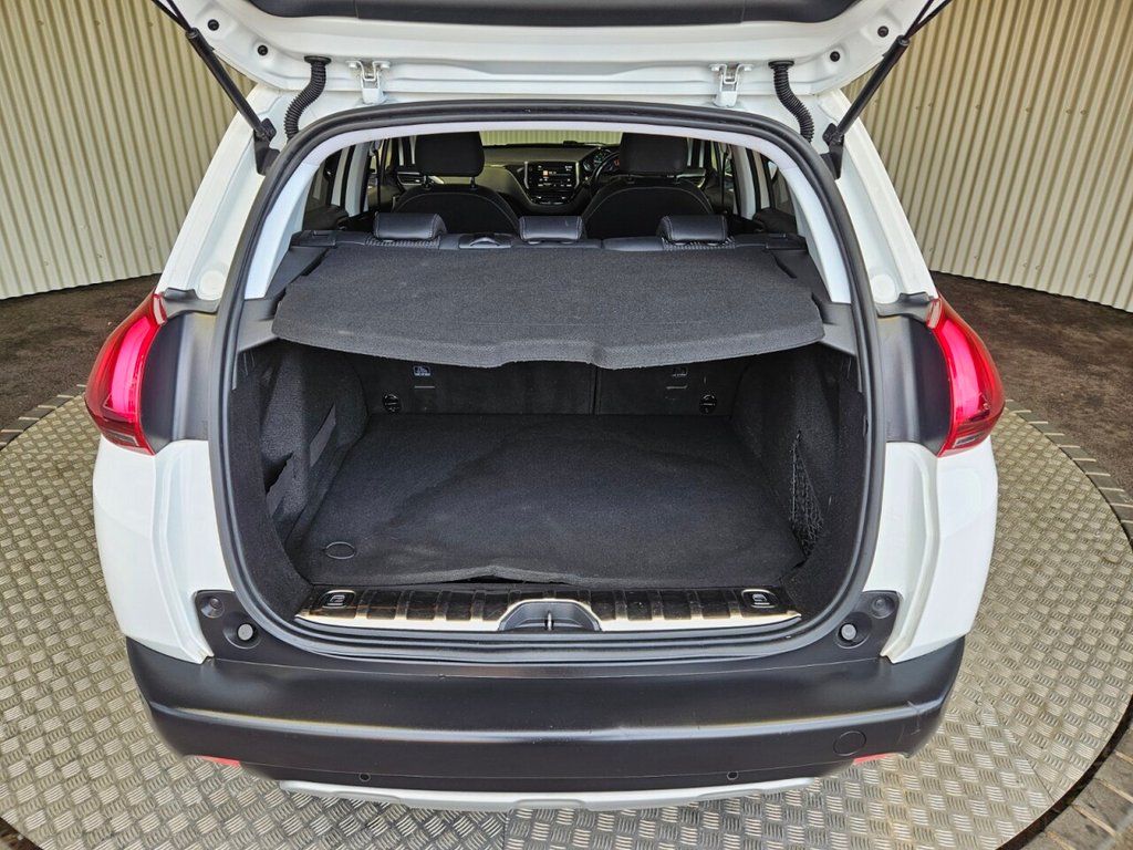 Used Peugeot 2008 2018 for sale - 76841320: Photo 6