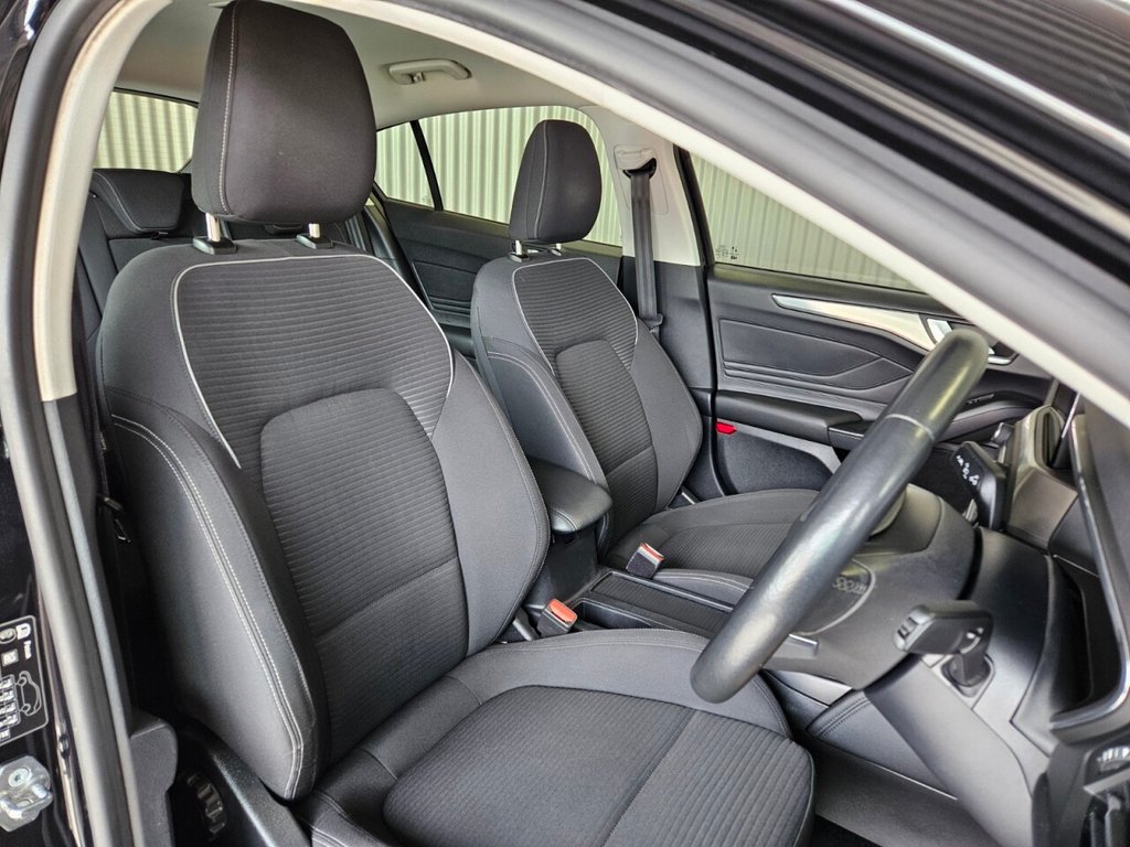 Used Ford Focus 2020 for sale - 75802011: Photo 17