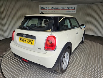 Used MINI Hatch 2016 for sale - 75875224: Photo