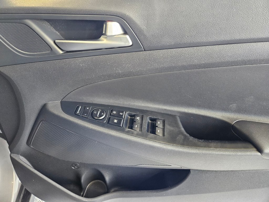 Used Hyundai TUCSON 2016 for sale - 77356319: Photo 30