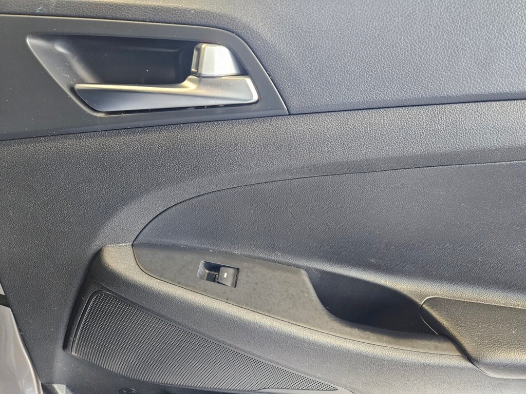 Used Hyundai TUCSON 2016 for sale - 77356319: Photo 34