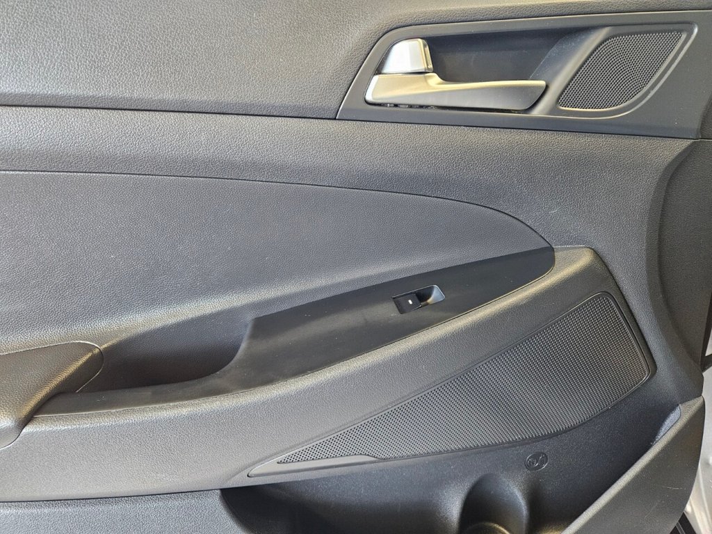 Used Hyundai TUCSON 2016 for sale - 77356319: Photo 43