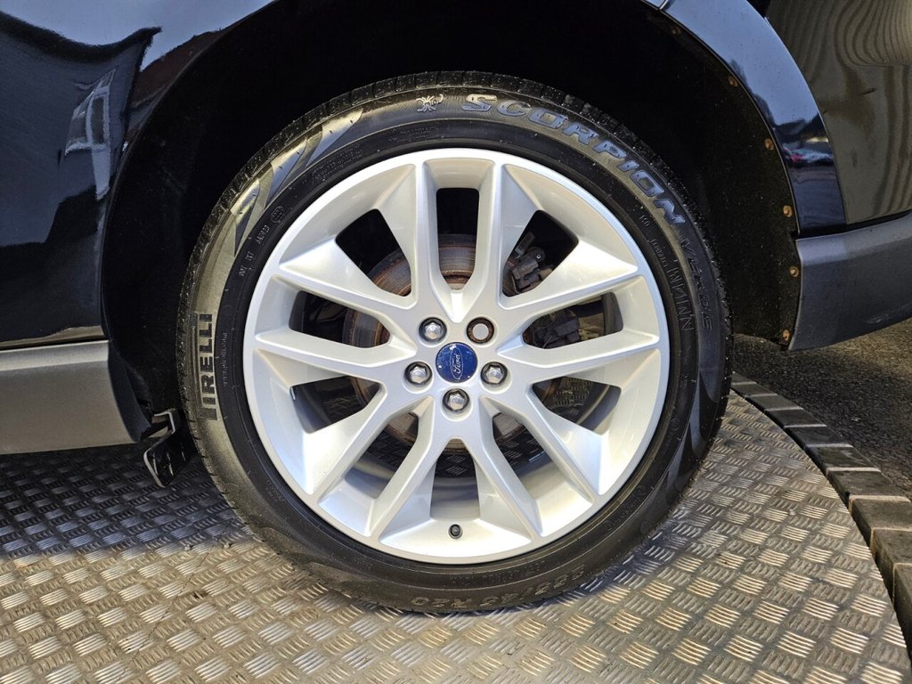 Used Ford Edge 2017 for sale - 76923617: Photo 11