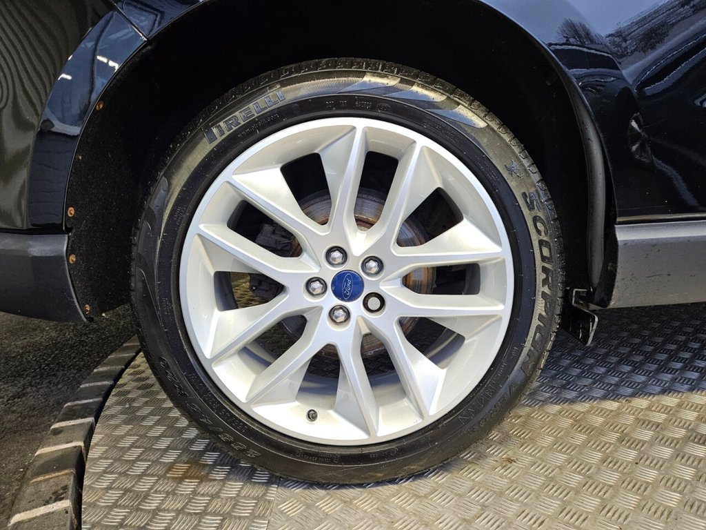 Used Ford Edge 2017 for sale - 76923617: Photo 13