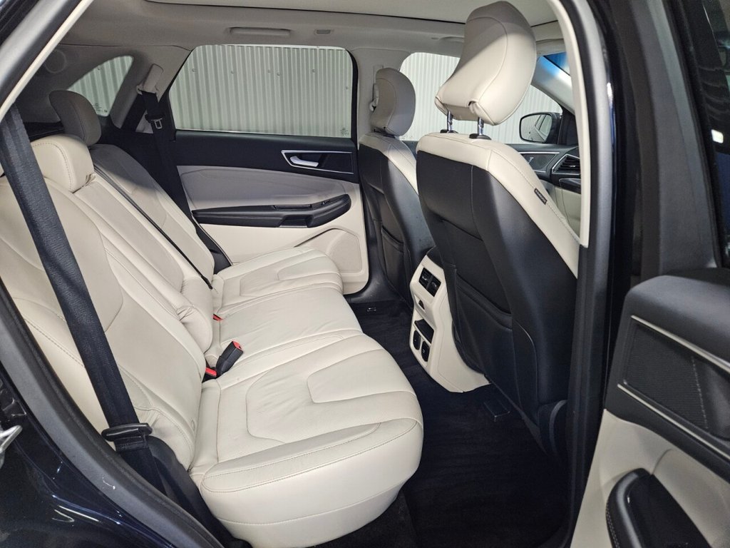 Used Ford Edge 2017 for sale - 76923617: Photo 32