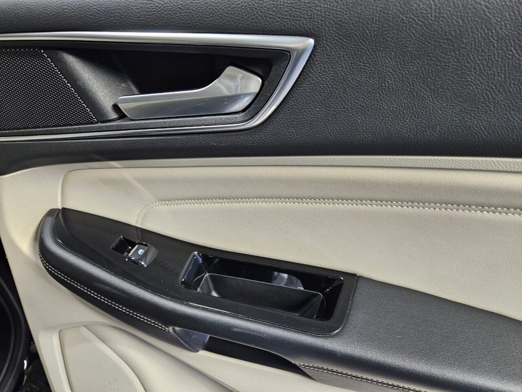 Used Ford Edge 2017 for sale - 76923617: Photo 34