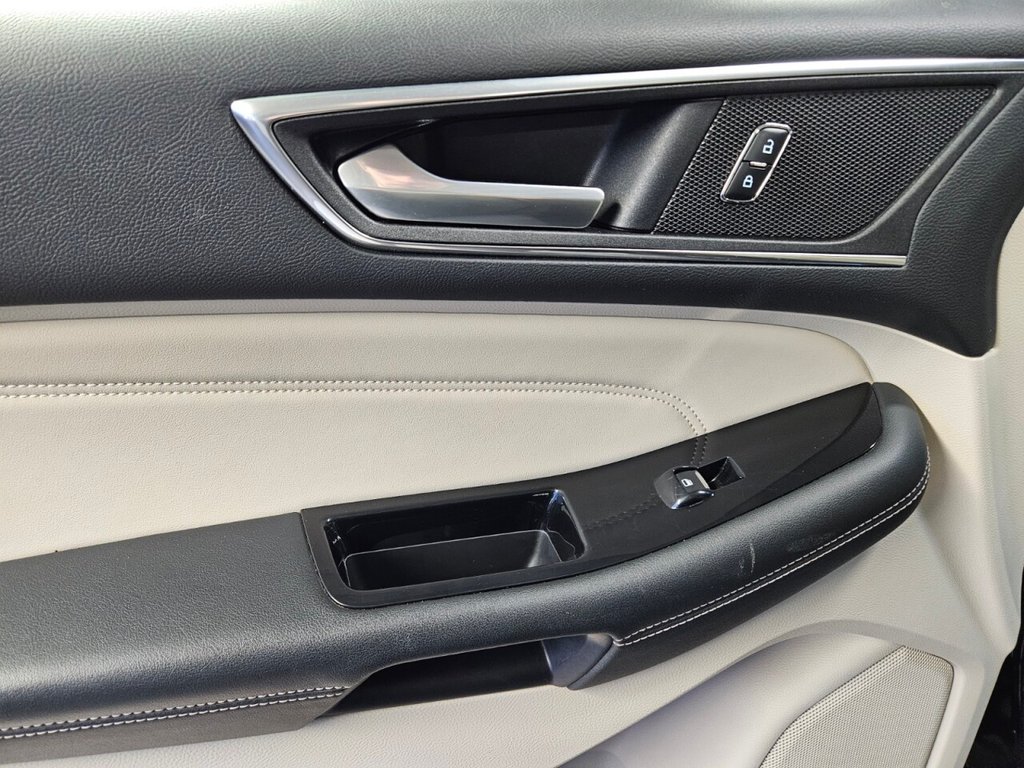 Used Ford Edge 2017 for sale - 76923617: Photo 38