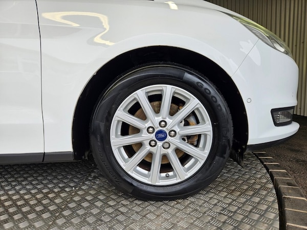 Used Ford Galaxy 2017 for sale - 76132787: Photo 16