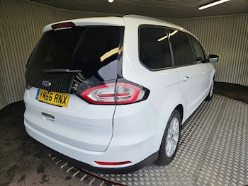 Used Ford Galaxy 2017 for sale - 76132787: Photo 3