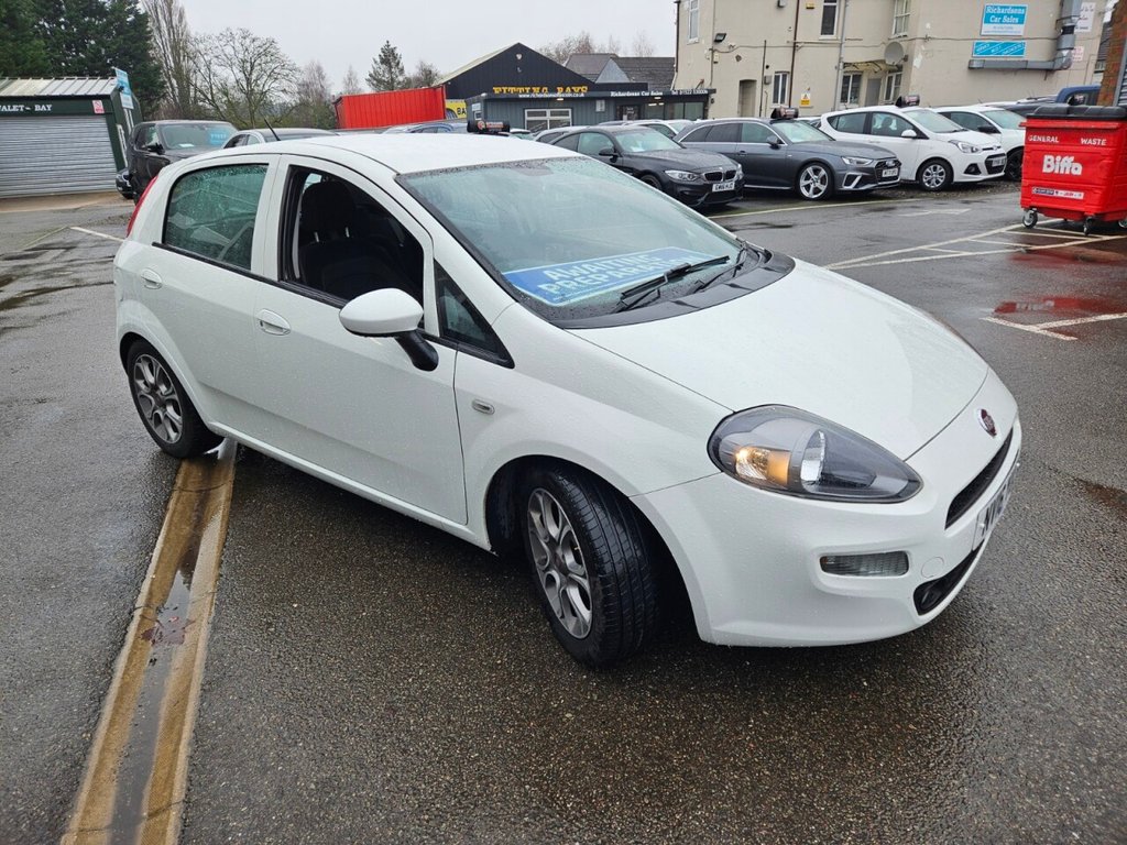 Used Fiat Punto 2016 for sale - 77288044: Photo 2