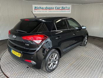 Used Hyundai i20 2016 for sale - 79871414: Photo