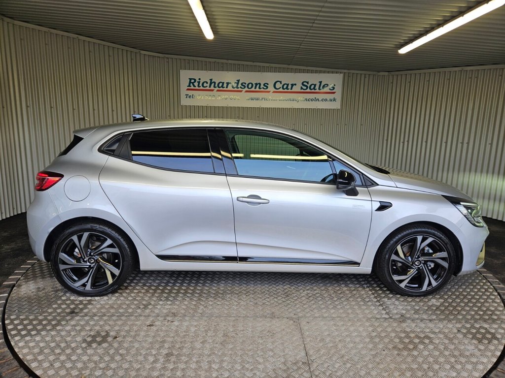Used Renault Clio 2023 for sale - 77227487: Photo 2