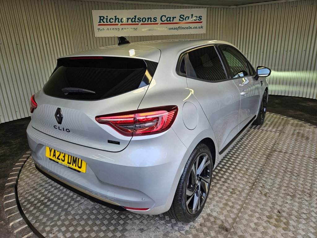 Used Renault Clio 2023 for sale - 77227487: Photo 3