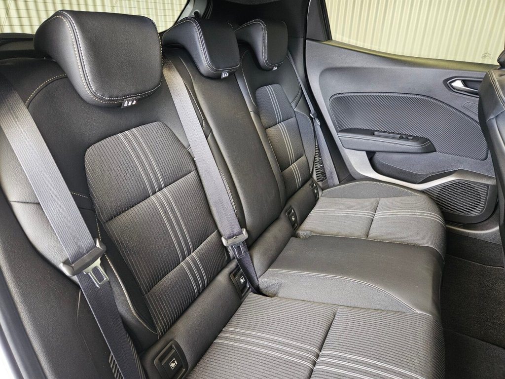 Used Renault Clio 2023 for sale - 77227487: Photo 30