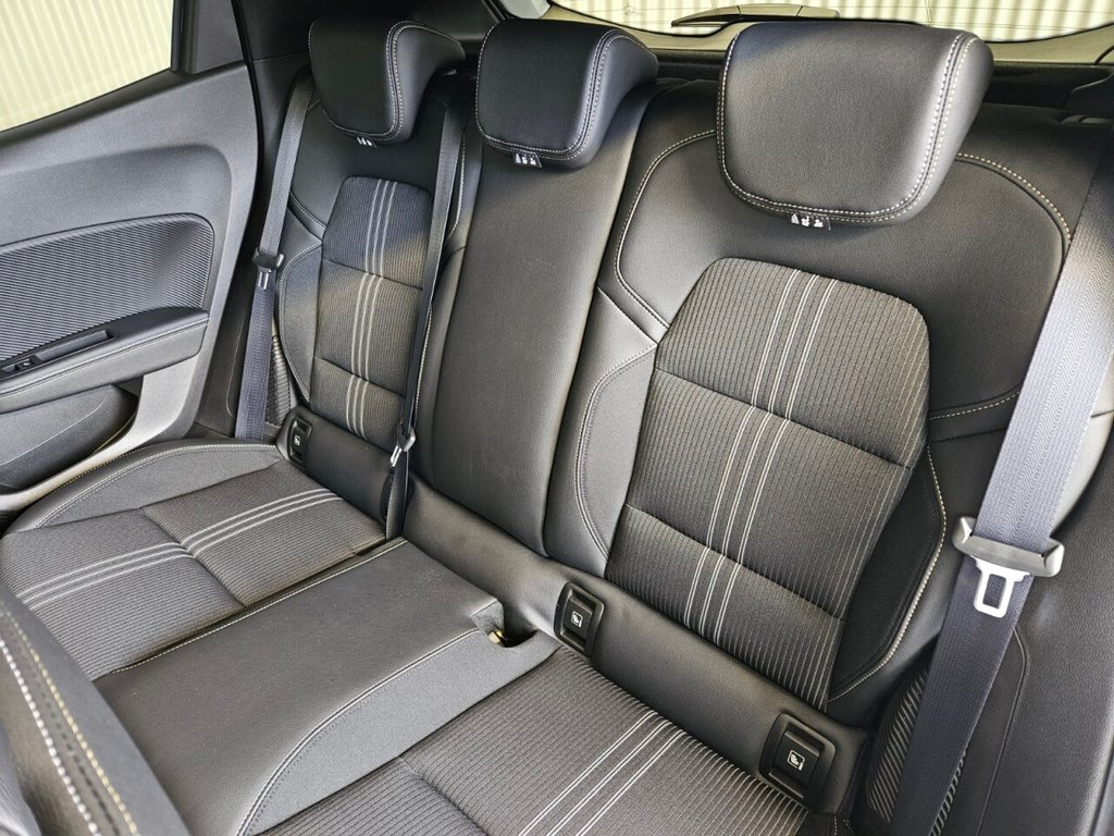 Used Renault Clio 2023 for sale - 77227487: Photo 38