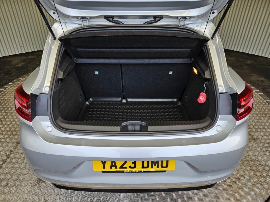 Used Renault Clio 2023 for sale - 77227487: Photo 9