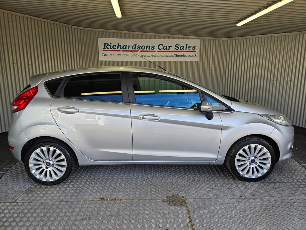 Used Ford Fiesta 2009 for sale - 78167465: Photo 2