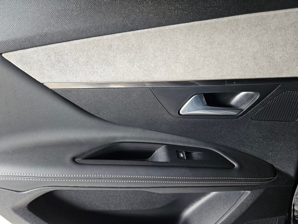 Used Peugeot 3008 2022 for sale - 77655034: Photo 40