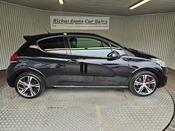 Used Peugeot 208 2018 for sale - 79288801: Photo