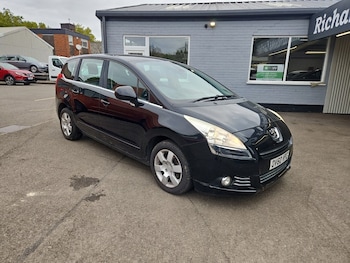 Peugeot - 5008