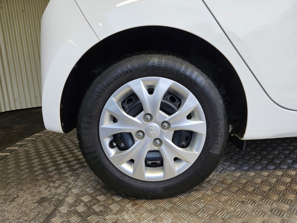 Used Hyundai i10 2015 for sale - 77139949: Photo 12