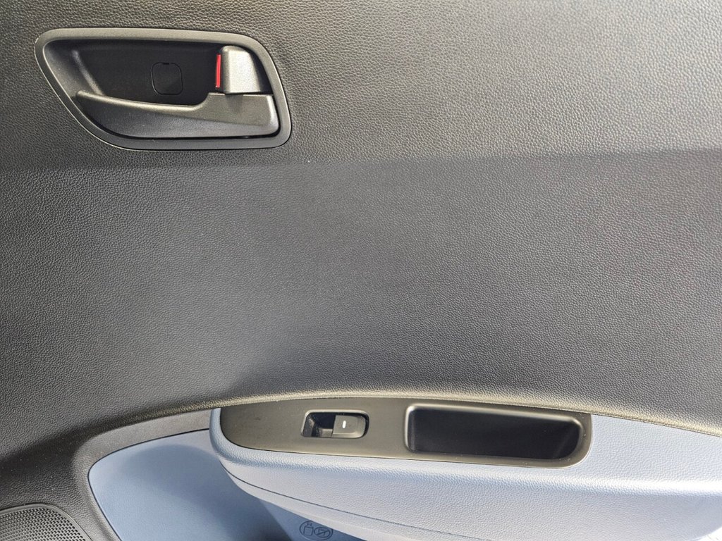 Used Hyundai i10 2015 for sale - 77139949: Photo 29