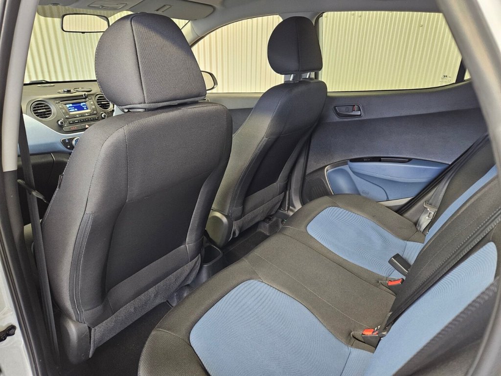 Used Hyundai i10 2015 for sale - 77139949: Photo 34