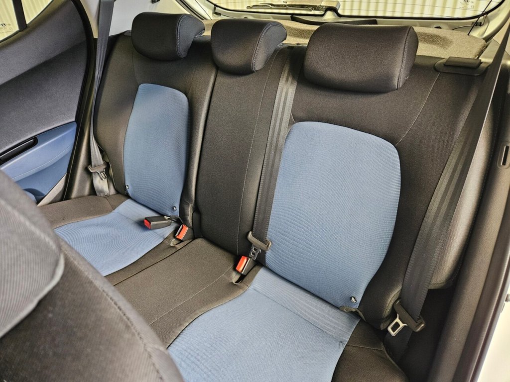 Used Hyundai i10 2015 for sale - 77139949: Photo 36