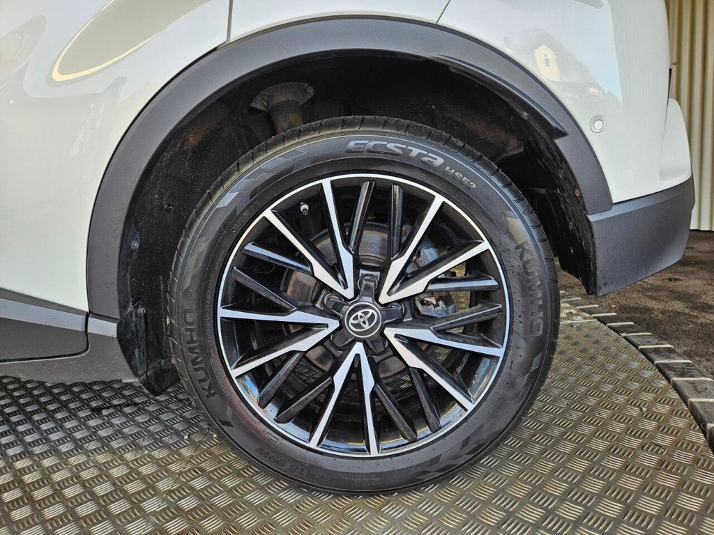 Used Toyota C-HR 2019 for sale - 77111055: Photo 13