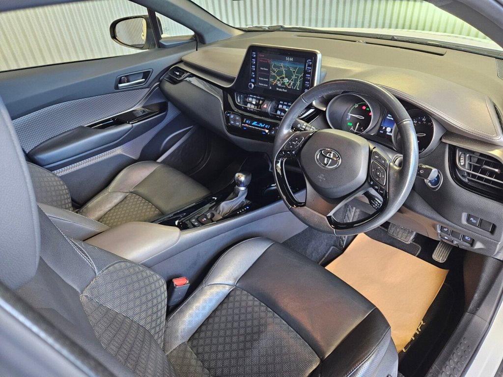 Used Toyota C-HR 2019 for sale - 77111055: Photo 25