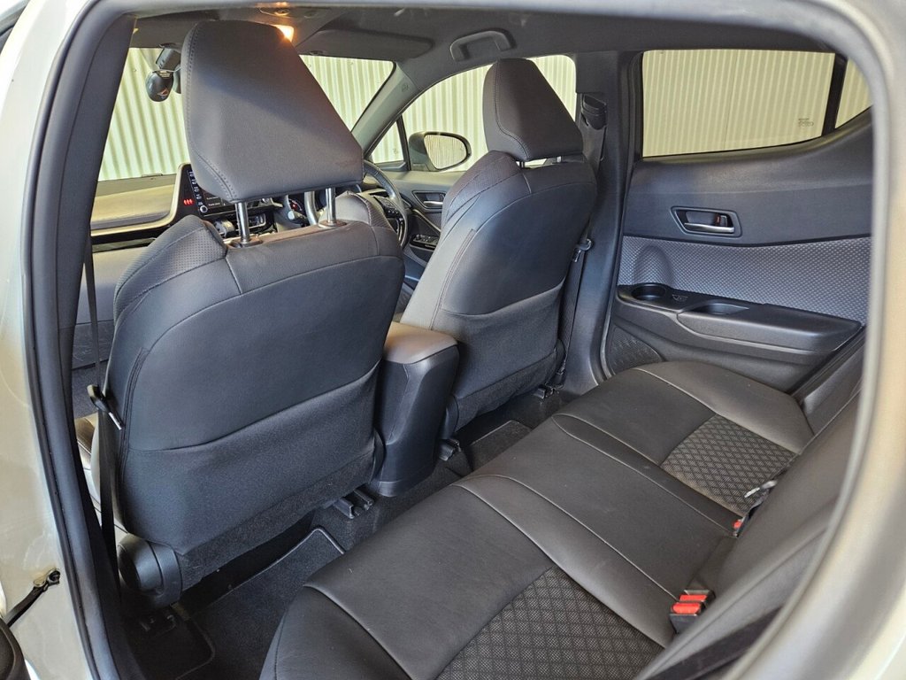 Used Toyota C-HR 2019 for sale - 77111055: Photo 38