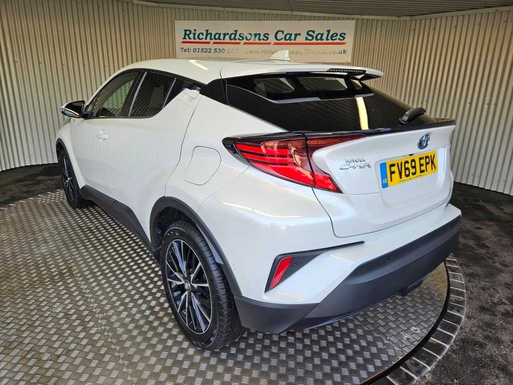 Used Toyota C-HR 2019 for sale - 77111055: Photo 6