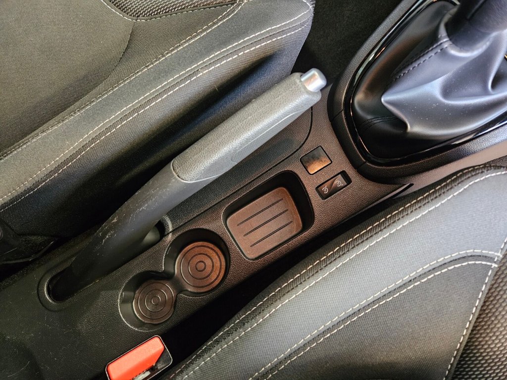 Used Renault Clio 2018 for sale - 77263744: Photo 17