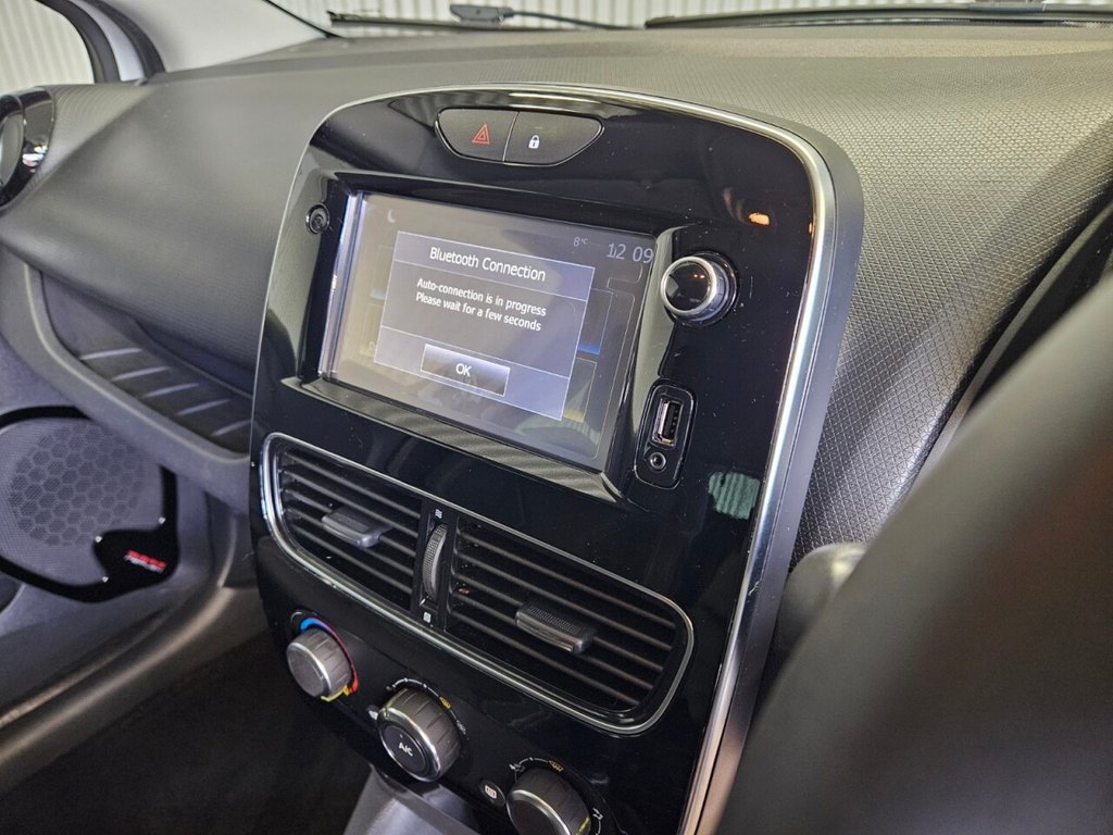 Used Renault Clio 2018 for sale - 77263744: Photo 21