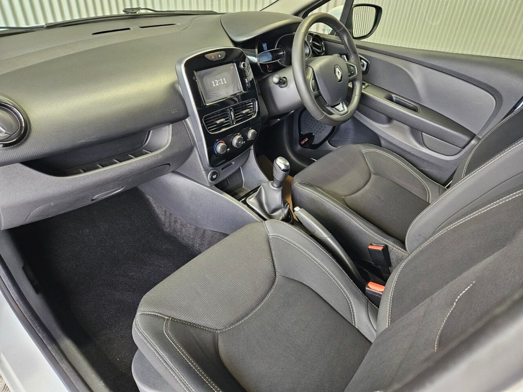 Used Renault Clio 2018 for sale - 77263744: Photo 37