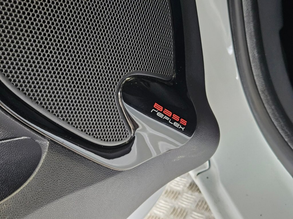 Used Renault Clio 2018 for sale - 77263744: Photo 41