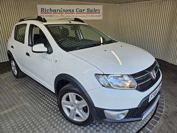 Used Dacia Sandero Stepway 2014 for sale - 78985684: Photo