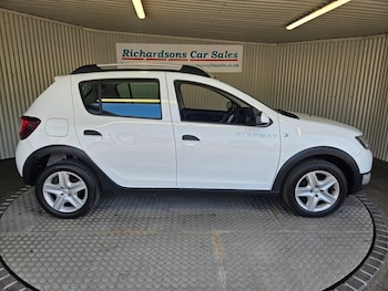 Used Dacia Sandero Stepway 2014 for sale - 78985684: Photo