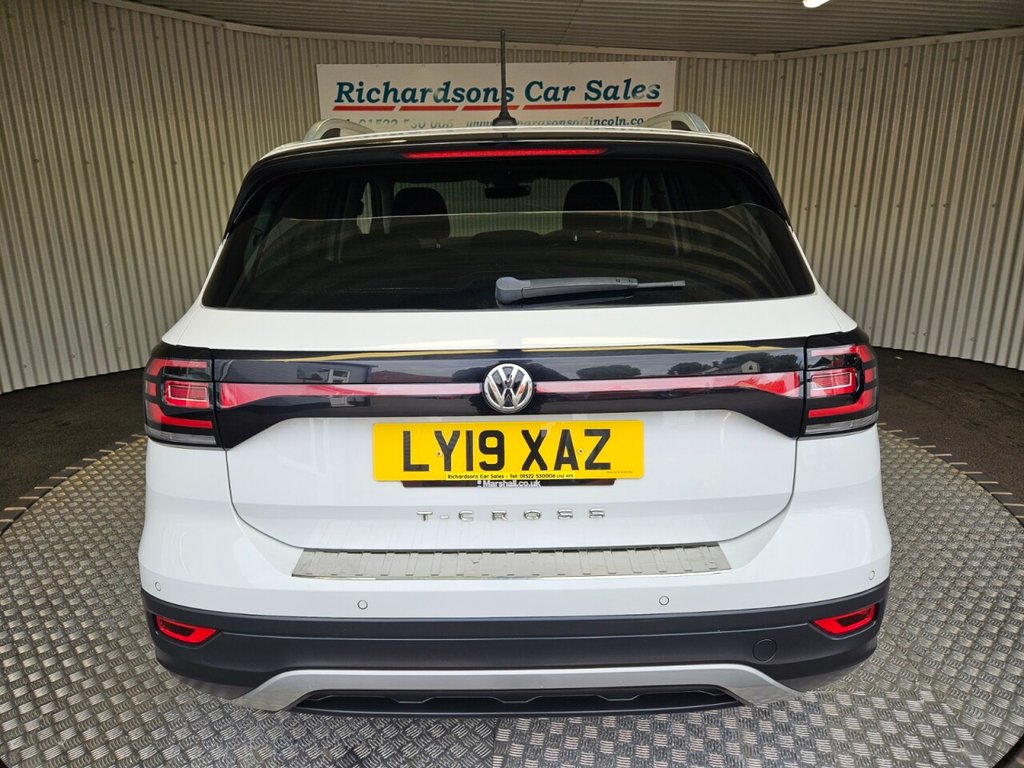 Used Volkswagen T-Cross 2019 for sale - 76210612: Photo 4