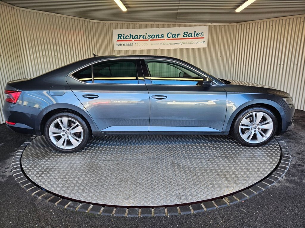 Used Skoda Superb 2021 for sale - 77133652: Photo 2