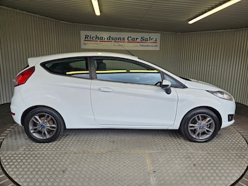 Used Ford Fiesta 2015 for sale - 78645803: Photo