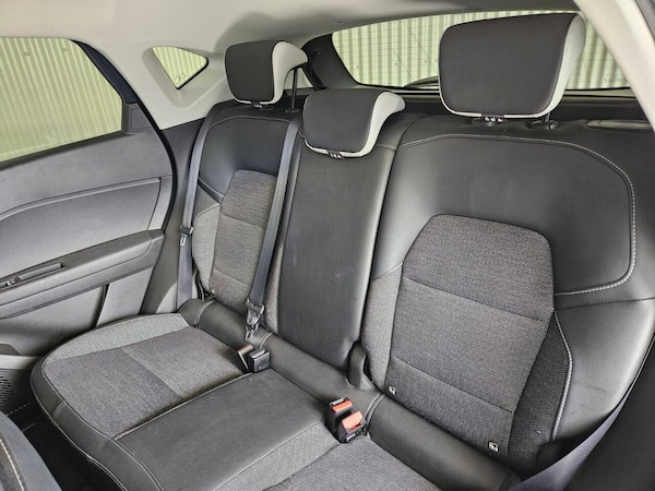 Used Renault Captur 2023 for sale - 75473603: Photo 29