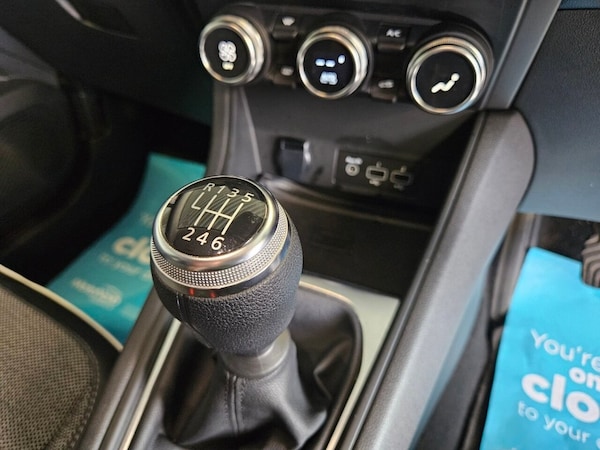 Used Renault Captur 2023 for sale - 75473603: Photo 35