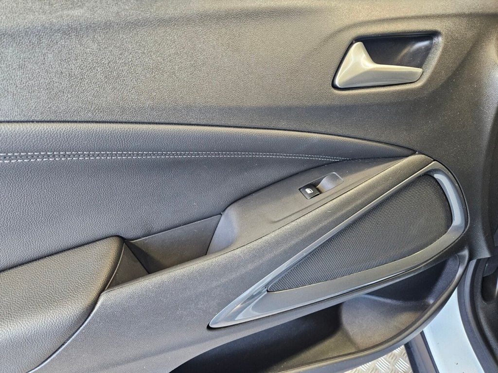 Used Vauxhall Crossland 2021 for sale - 77133368: Photo 35