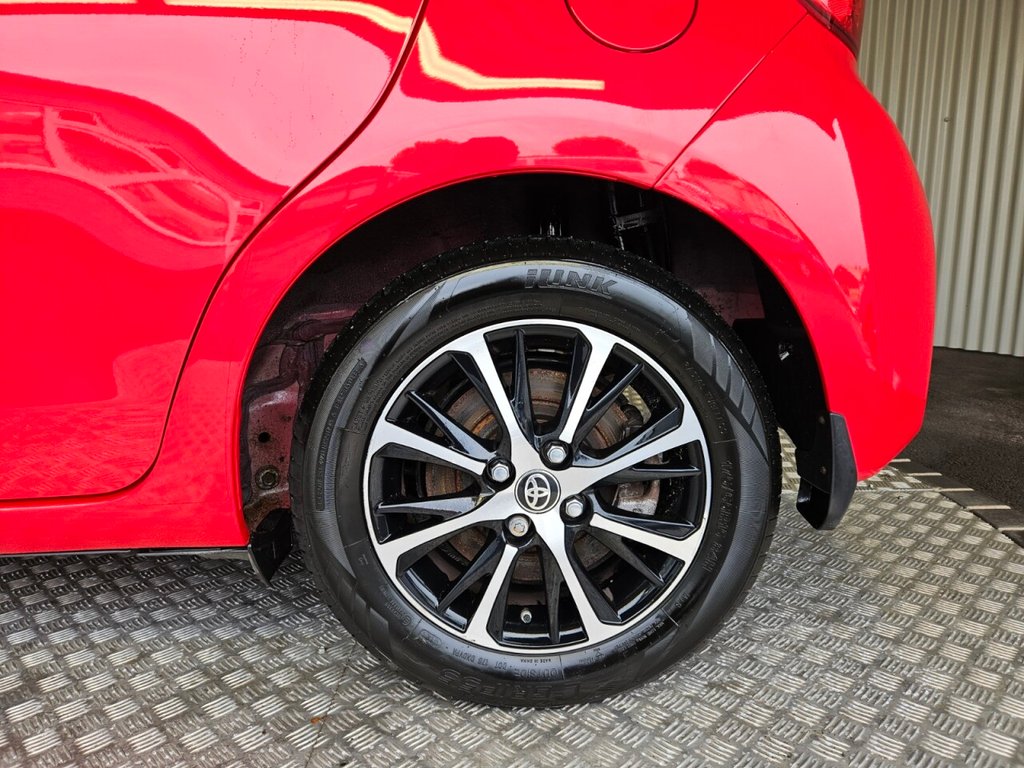 Used Toyota Yaris 2018 for sale - 76132848: Photo 14